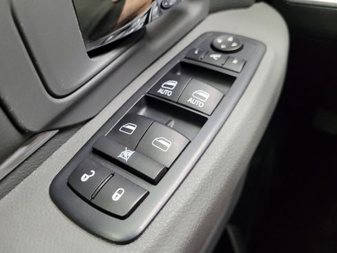 Used 2016 RAM 1500 Big Horn image 27