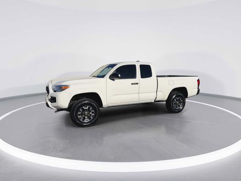 Certified 2022 Toyota Tacoma SR RWD image 4