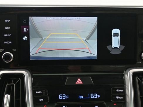 Used 2022 Kia Sorento SX image 32