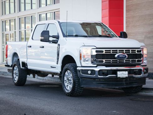 Used 2024 Ford F250 XLT w/ FX4 Off-Road Package image 1