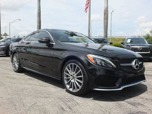 Used 2018 Mercedes-Benz C 300 Coupe image 2