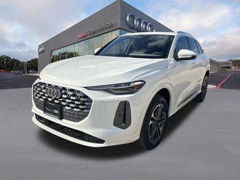 Used 2025 Audi Q5 Premium Plus w/ Premium Plus image 1
