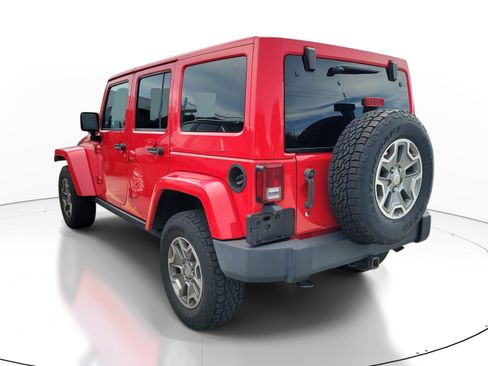 Used 2014 Jeep Wrangler Unlimited Rubicon w/ Connectivity Group AWD/4WD image 4