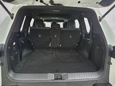 Used 2023 Lexus LX 600 F Sport AWD/4WD image 13