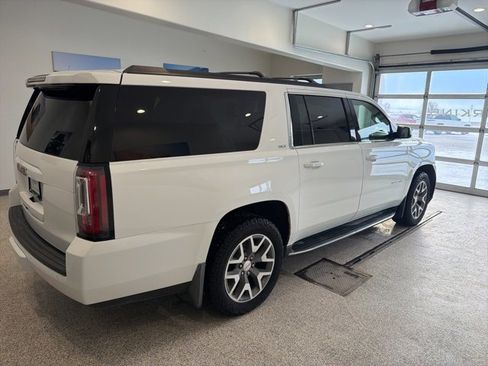 Used 2018 GMC Yukon XL SLT w/ Open Road Package image 5