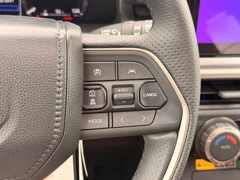 New 2026 Toyota 4Runner TRD Off-Road Premium AWD/4WD image 25