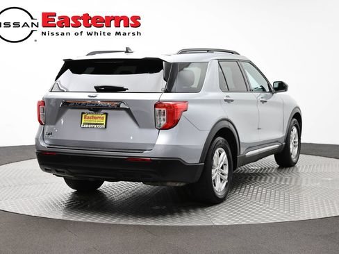 Used 2023 Ford Explorer XLT RWD image 5