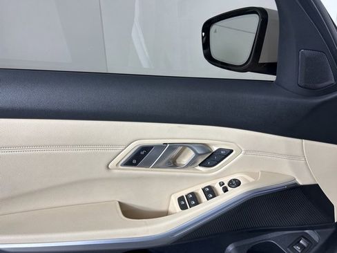 Used 2020 BMW 330i xDrive 330i xDrive w/ Premium Package image 10