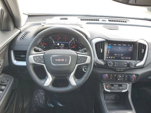 Certified 2023 GMC Terrain SLT w/ Infotainment Package II AWD/4WD image 17
