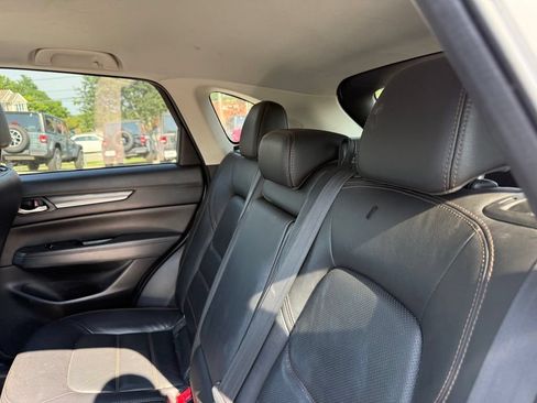 Used 2022 MAZDA CX-5 AWD 2.5 S w/ Premium Package image 24