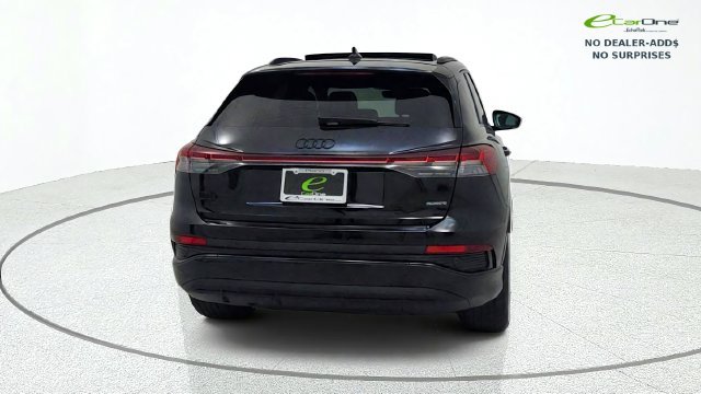 Used 2025 Audi Q4 e-tron Premium w/ Convenience Package AWD/4WD image 7