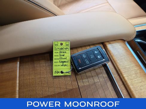 Used 2022 Jeep Grand Wagoneer Series III w/ Rear-Seat Entertainment Group AWD/4WD image 16