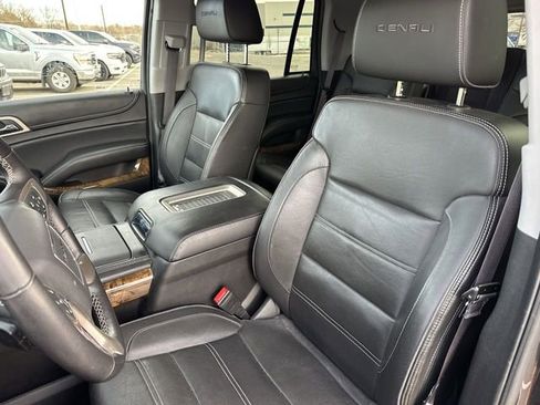Used 2016 GMC Yukon Denali w/ Open Road Package image 19