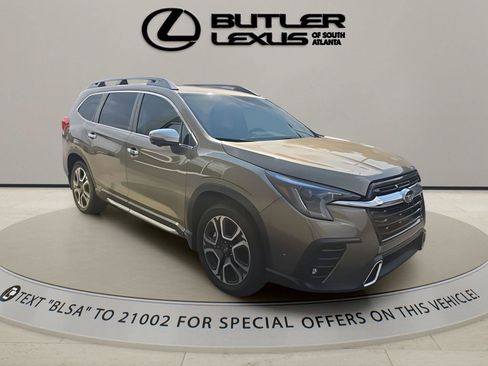 Used 2023 Subaru Ascent Touring w/ Popular Package #2A AWD/4WD image 2
