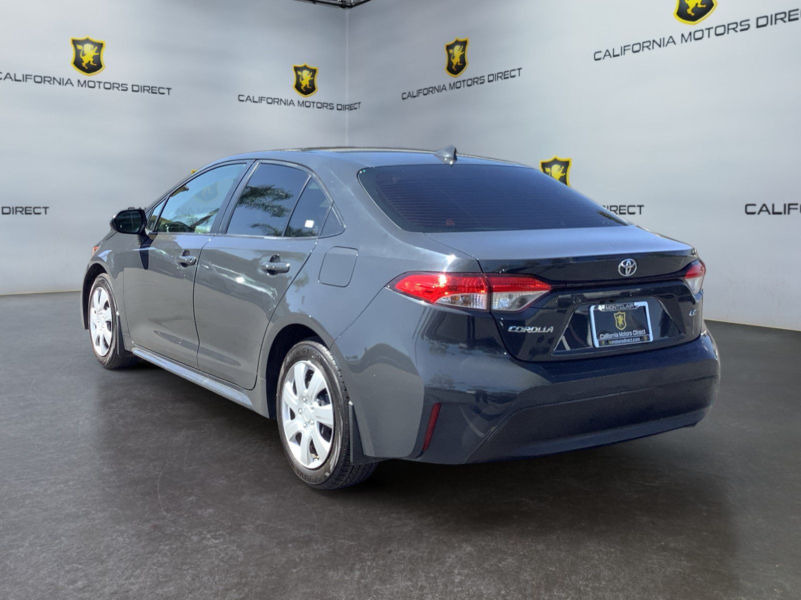 Used 2026 Toyota Corolla LE FWD image 3