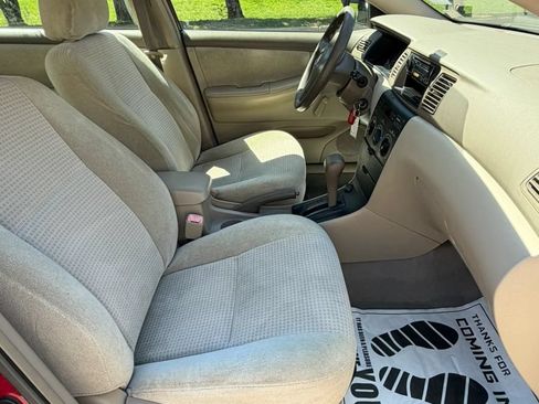 Used 2006 Toyota Corolla LE FWD image 12