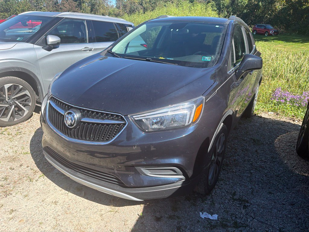 Used 2021 Buick Encore Preferred AWD/4WD image 1