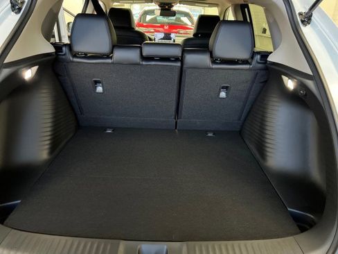 New 2026 Honda HR-V EX-L image 10