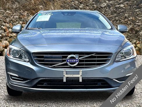 Used 2016 Volvo V60 T5 Platinum AWD/4WD image 3