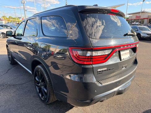 Used 2017 Dodge Durango R/T w/ Trailer Tow Group IV AWD/4WD image 3