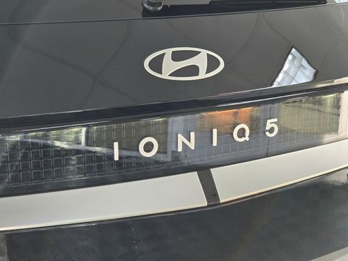 New 2026 Hyundai Ioniq 5 SEL image 15