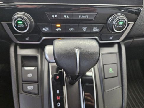 Used 2019 Honda CR-V Touring image 24