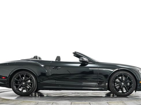 Used 2023 Bentley Continental GT V8 image 50