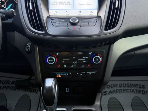 Used 2019 Ford Escape SEL AWD/4WD image 16