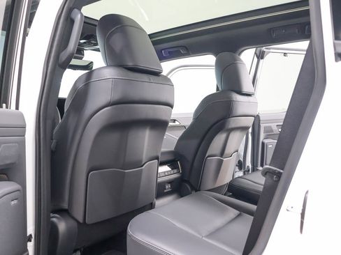 Used 2026 Lexus GX 550 w/ Accessory Package (2T) image 45