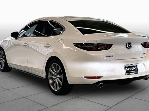 Used 2019 MAZDA MAZDA3 Sedan w/ Premium Package FWD image 11