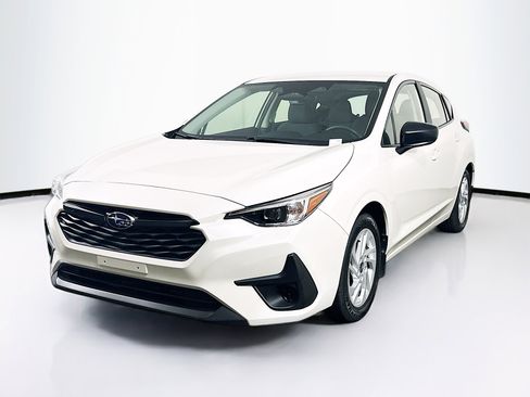 Used 2024 Subaru Impreza 2.0i image 3