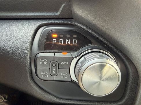 Used 2020 RAM 1500 Laramie AWD/4WD image 34