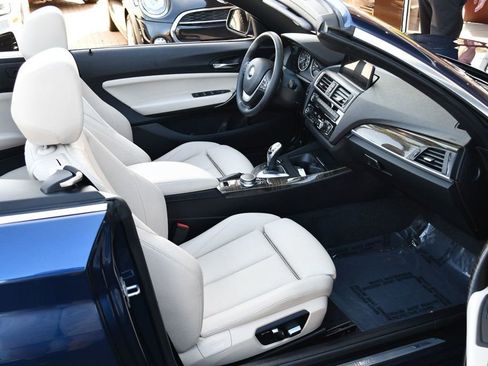 Used 2017 BMW 230i xDrive Convertible AWD/4WD image 18