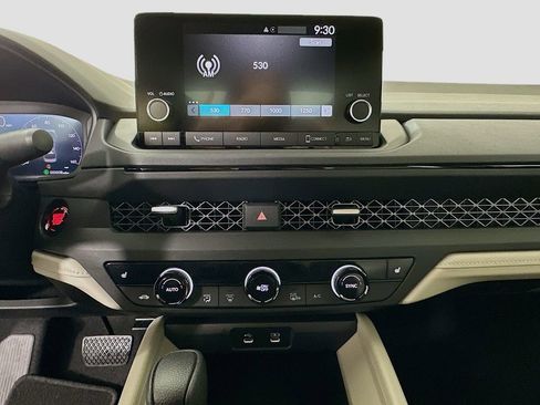 New 2025 Honda Accord SE image 11