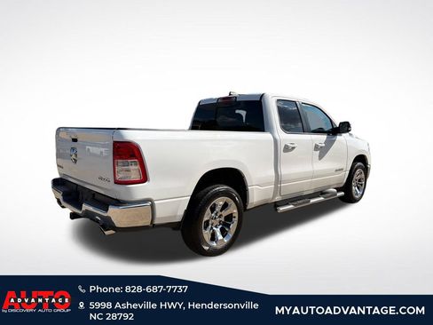 Used 2022 RAM 1500 Big Horn AWD/4WD image 3