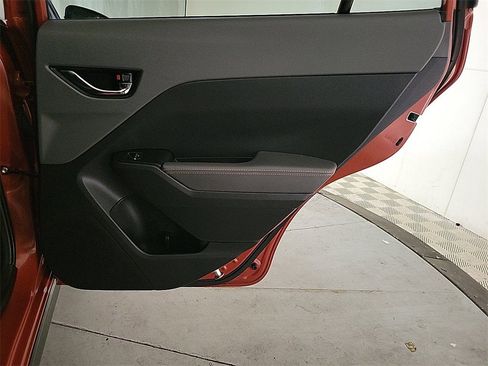 Used 2024 Subaru Crosstrek 2.5i Limited w/ Crosstrek Mirror Package image 25