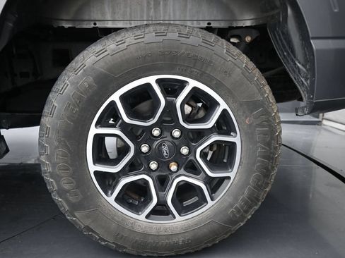 Used 2022 Ford F150 XLT w/ Equipment Group 302A High AWD/4WD image 15