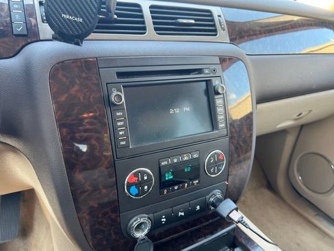 Used 2010 GMC Sierra 1500 Denali RWD image 5