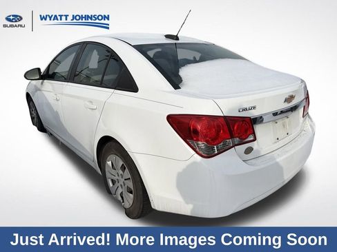 Used 2016 Chevrolet Cruze LS image 3