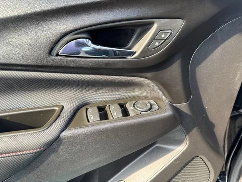 Used 2024 Chevrolet Equinox RS FWD image 16