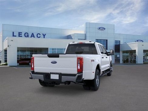 New 2026 Ford F350 XLT image 8