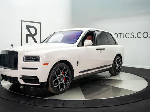 Used 2019 Rolls-Royce Cullinan AWD/4WD image 14