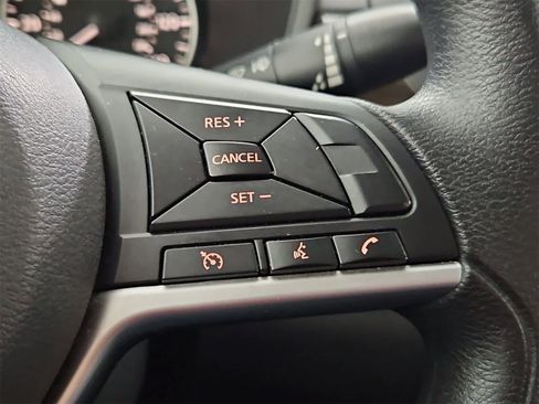 Used 2023 Nissan Altima 2.5 SV image 24