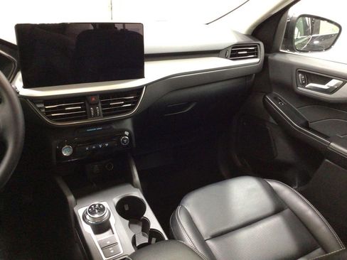Used 2025 Ford Escape Platinum AWD/4WD image 33