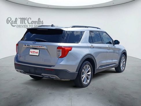 Used 2022 Ford Explorer XLT w/ Equipment Group 202A RWD image 5