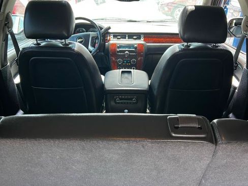 Used 2013 Chevrolet Tahoe LT w/ Luxury Package AWD/4WD image 8