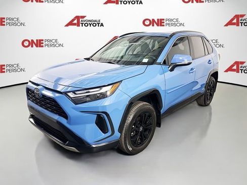 Certified 2025 Toyota RAV4 SE w/ Convenience Package image 3