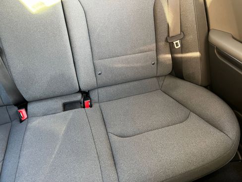 Used 2025 Kia K4 LXS image 38