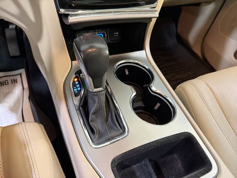 Used 2021 Jeep Grand Cherokee Limited w/ Luxury Group II image 21