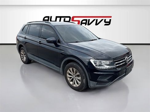 Used 2018 Volkswagen Tiguan S image 1